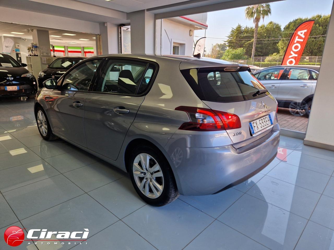 Peugeot 308 BlueHDi 130 EAT8 Business