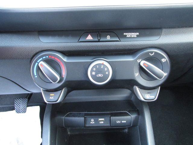 KIA Stonic 1.6 CRDi 110cv Urban -BiColor-Ok NEOPAT.- EURO 6/B