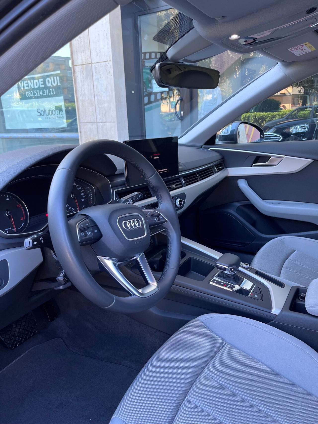 Audi A4 Avant 40 TDI S tronic Business