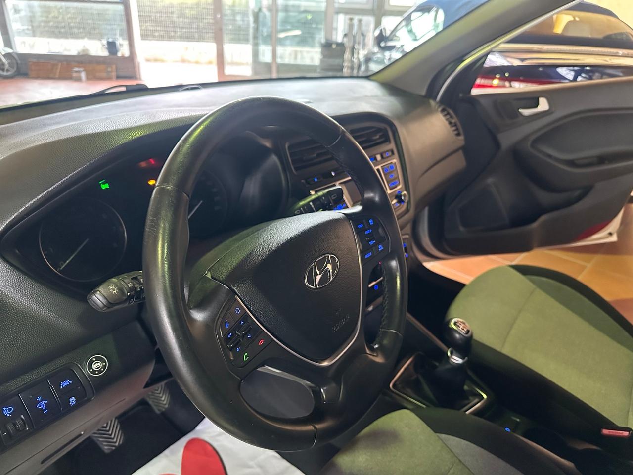 Hyundai i20 1.2 84 CV 5 porte Econext GPL