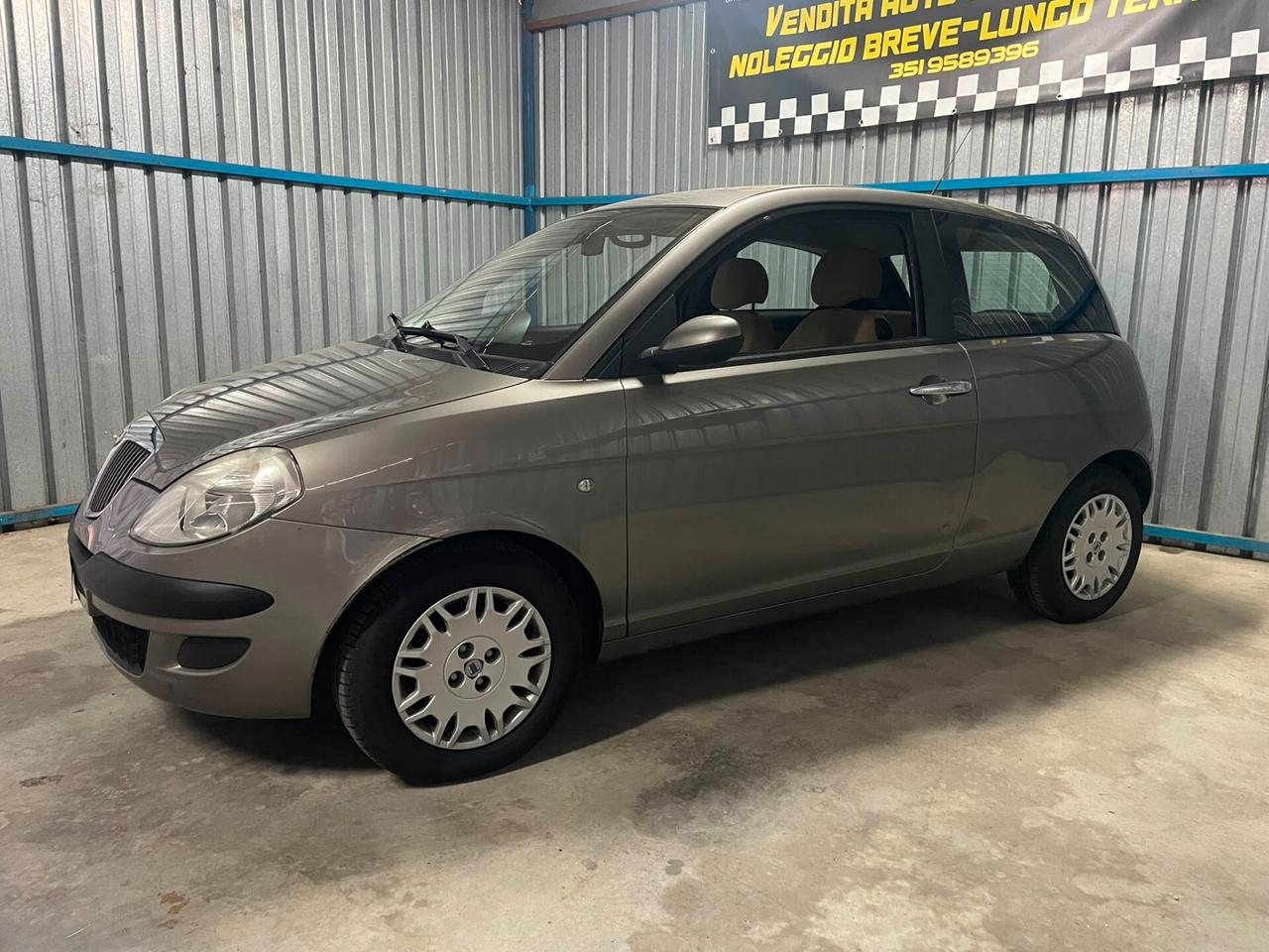 LANCIA YPSILON 100.000 km NEOPATENTATI UNICO PROPRIETARIO