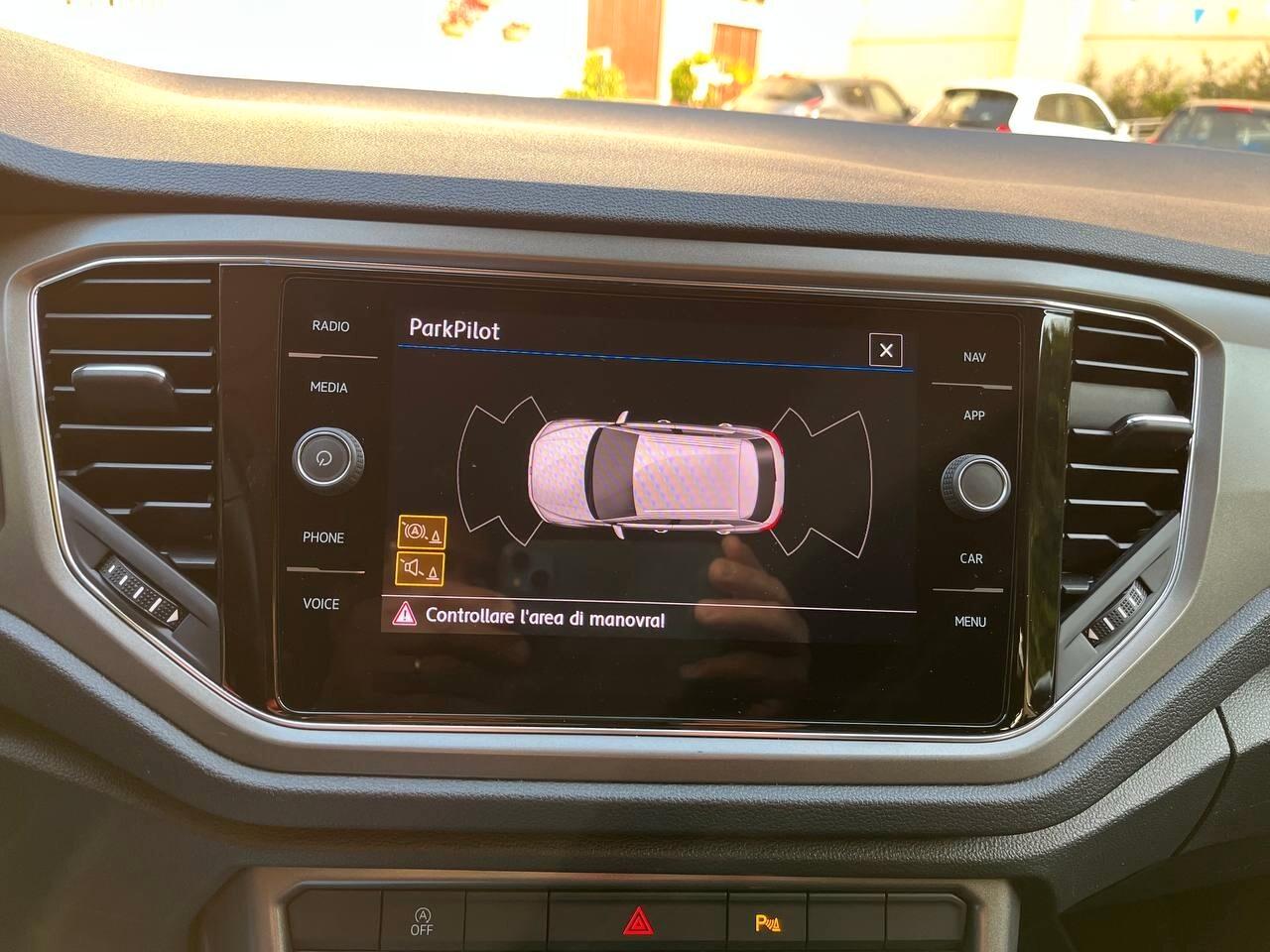 Volkswagen T-Roc 1.6 TDI SCR Business BlueMotion Technology