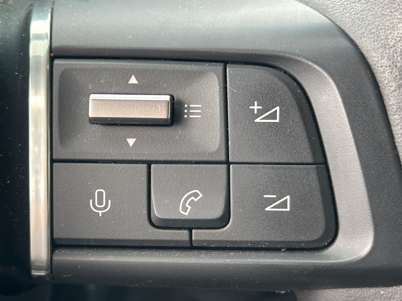 Citroen C4 PureTech 130 (Garanzia 24 Mesi)