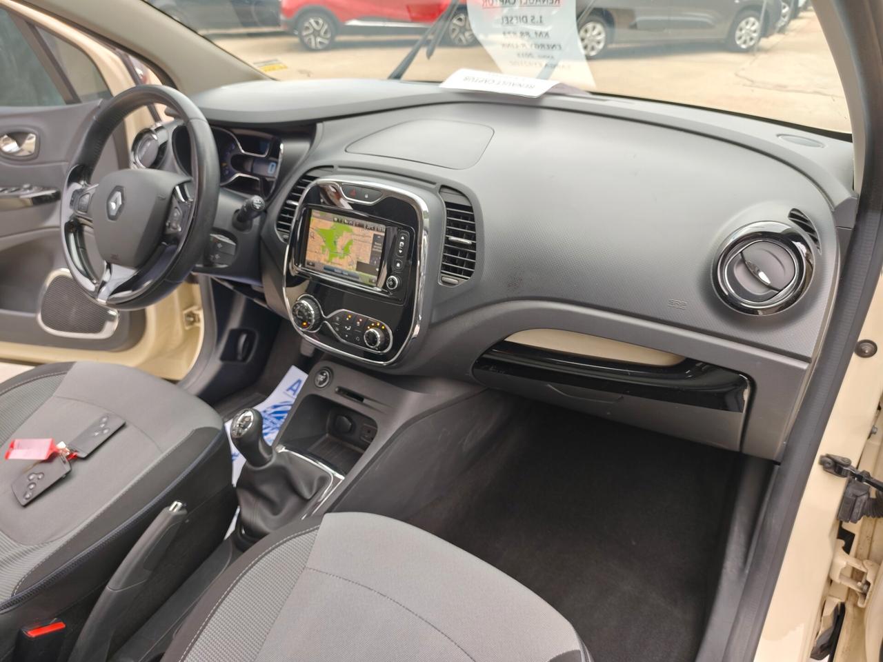 Renault Captur 1.5 dCi KM 88000 CERTIFICATI