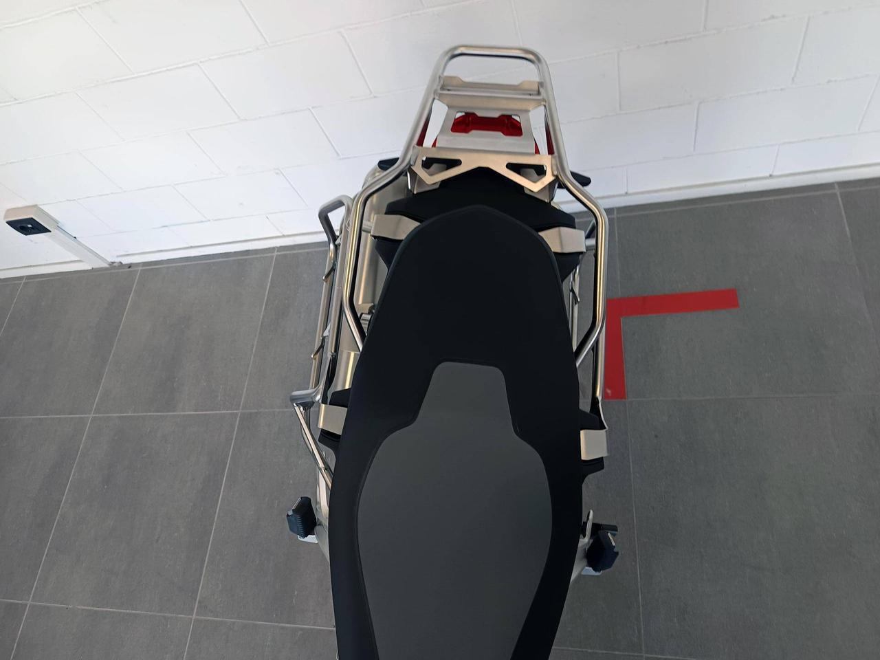 BMW F 900 GS Adventure Ride Pro