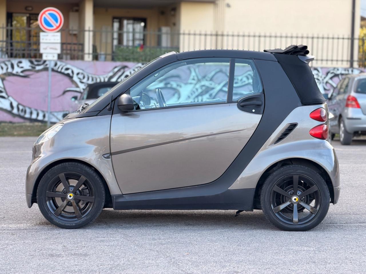 Smart ForTwo 1000 52 kW MHD cabrio pulse