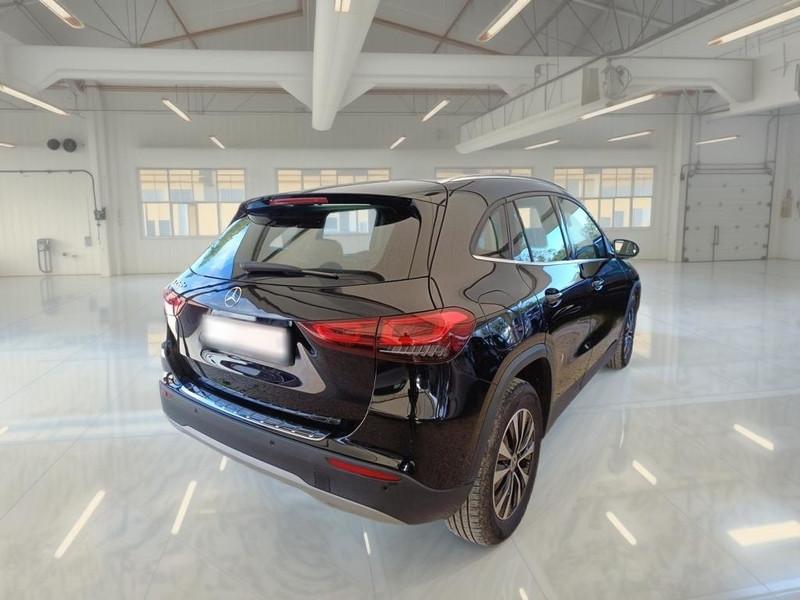MERCEDES-BENZ GLA 250 Automatic EQ-POWER Business Extra
