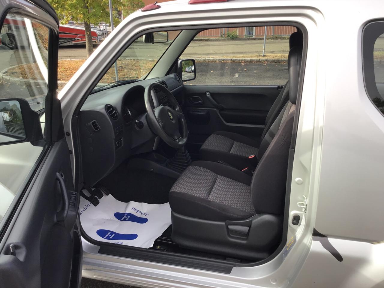 Suzuki Jimny 1.3i 16V cat 4WD JLX