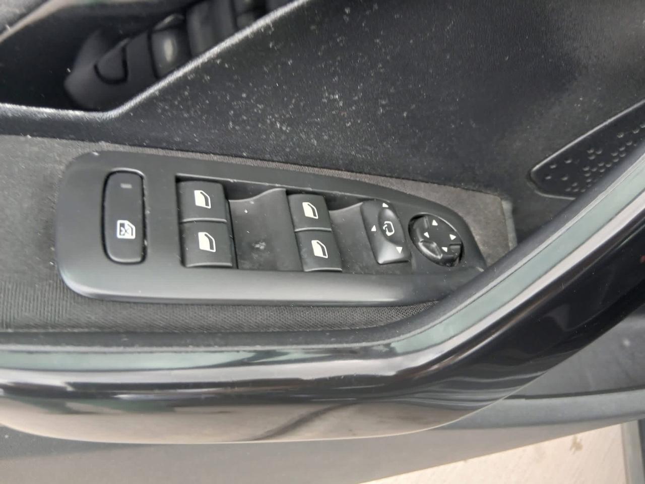 Peugeot 208 BlueHDi 75 5 porte Allure