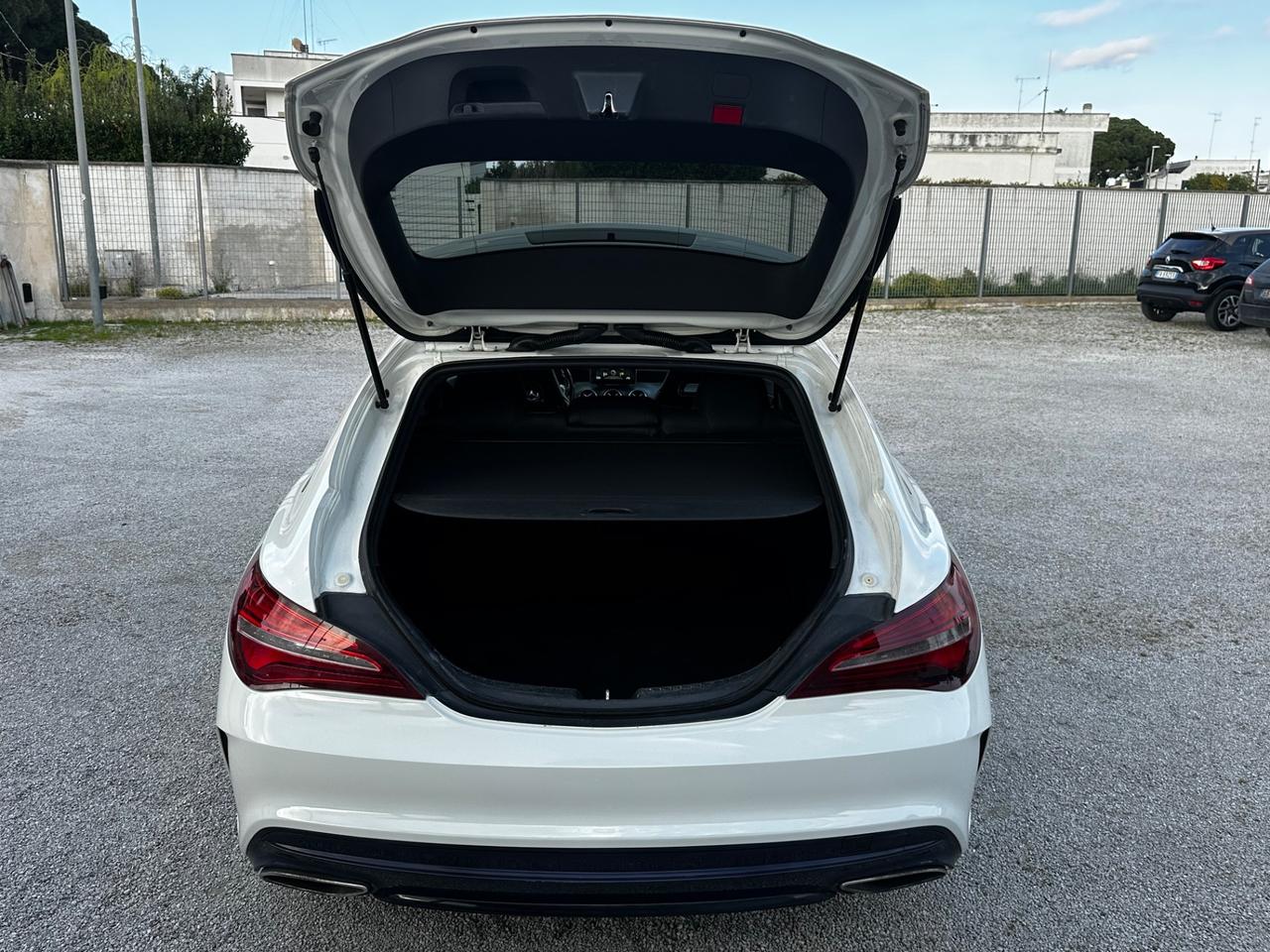 Mercedes-benz CLA 200 d S.W. Automatic Premium