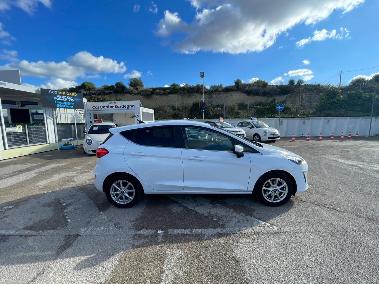 Ford Fiesta 1.0 Ecoboost Hybrid 125 CV 5 porte Titanium