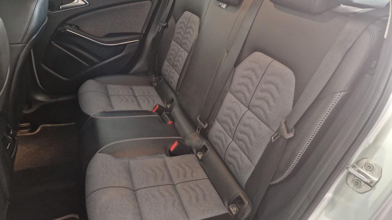 Mercedes-benz GLA 200 d Automatic Sport