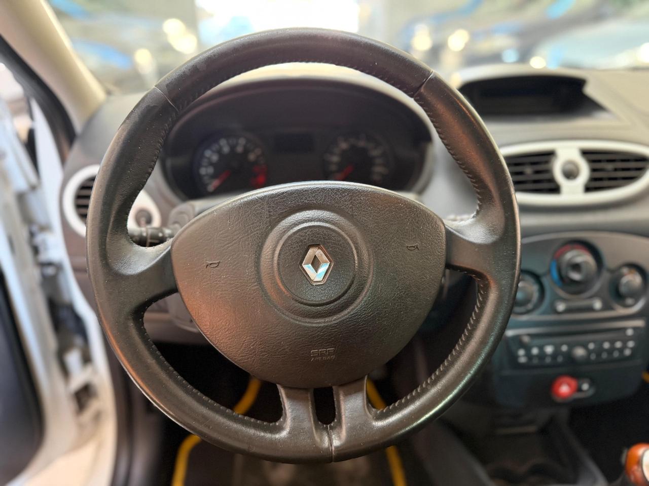 Renault Clio 1.2 16V 5 porte