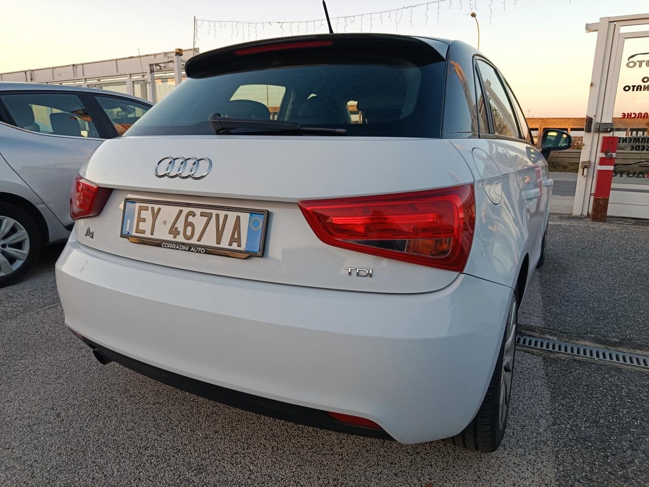 Audi A1 SPB 1.6 TDI Attraction 2014