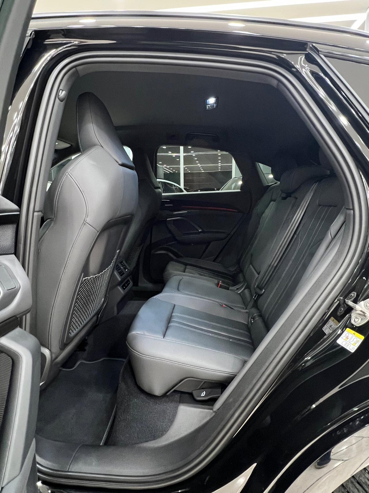 Audi Q5 SPB 40 TDI quattro S tronic Identity Black