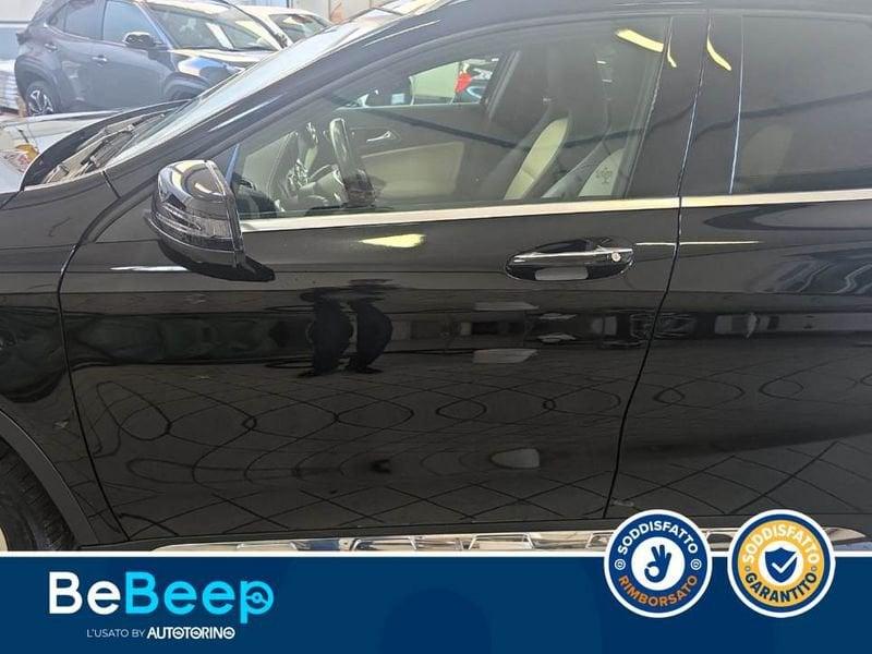 Mercedes-Benz GLA 200 D PREMIUM 4MATIC AUTO