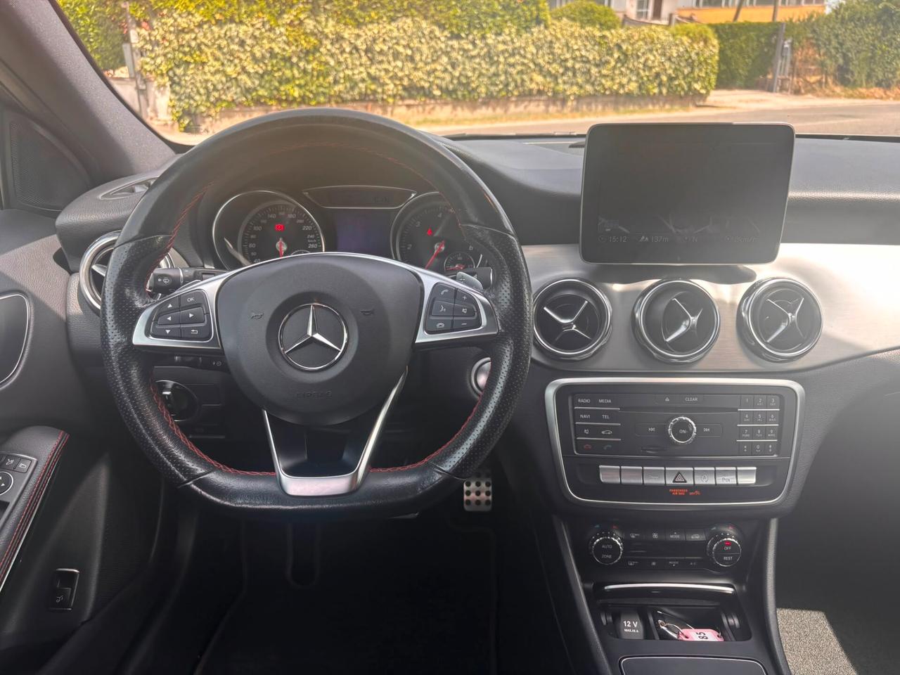 Mercedes-benz GLA 200 d Automatic Premium