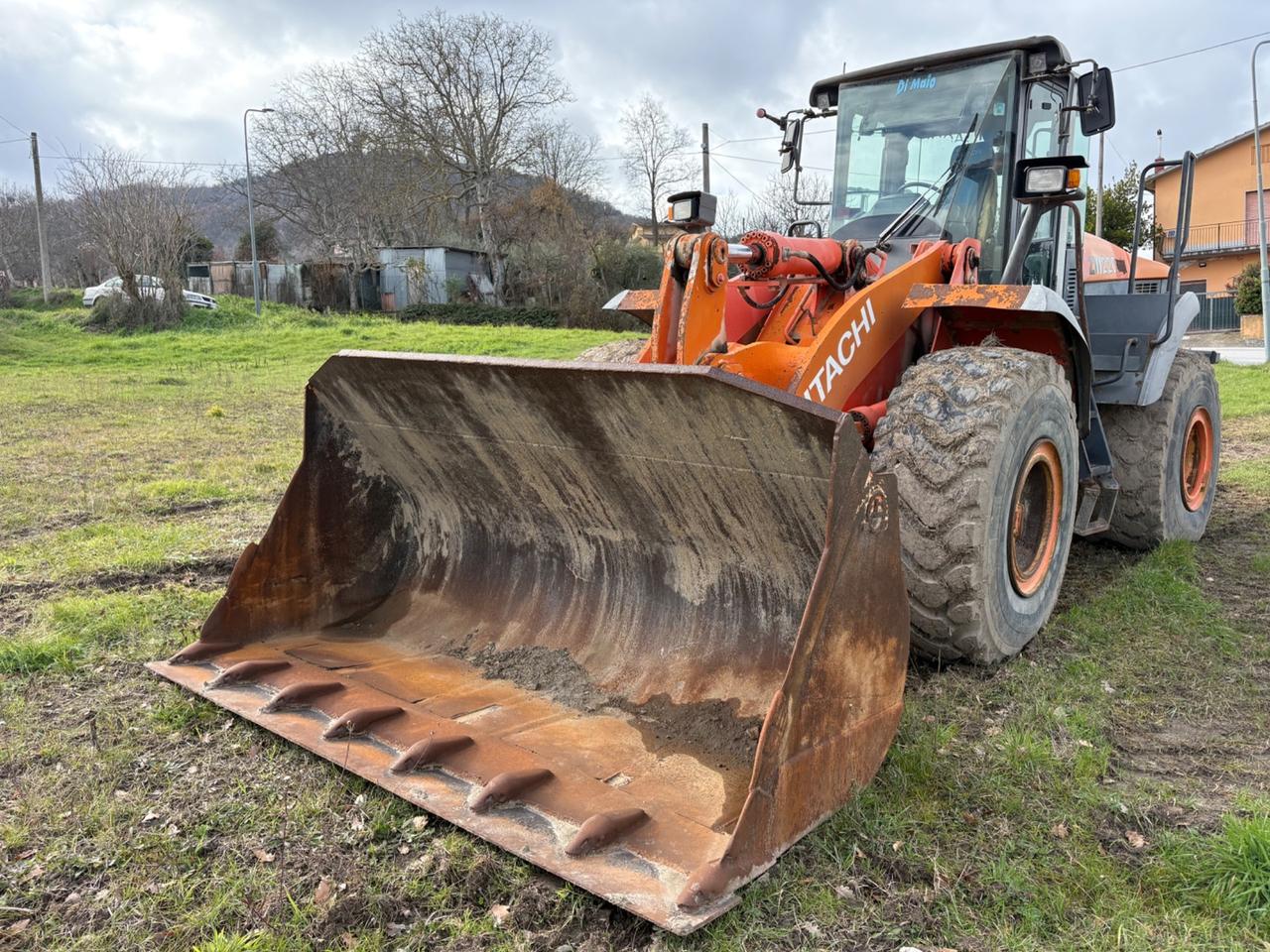 Pala Hitachi ZW220