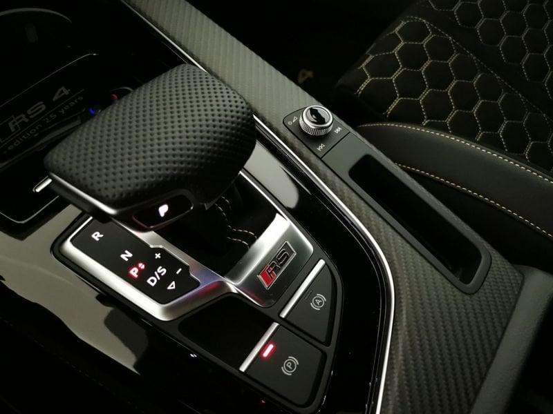 Audi A4 RS4 Avant 2.9 tfsi 25 years quattro 470cv tiptronic