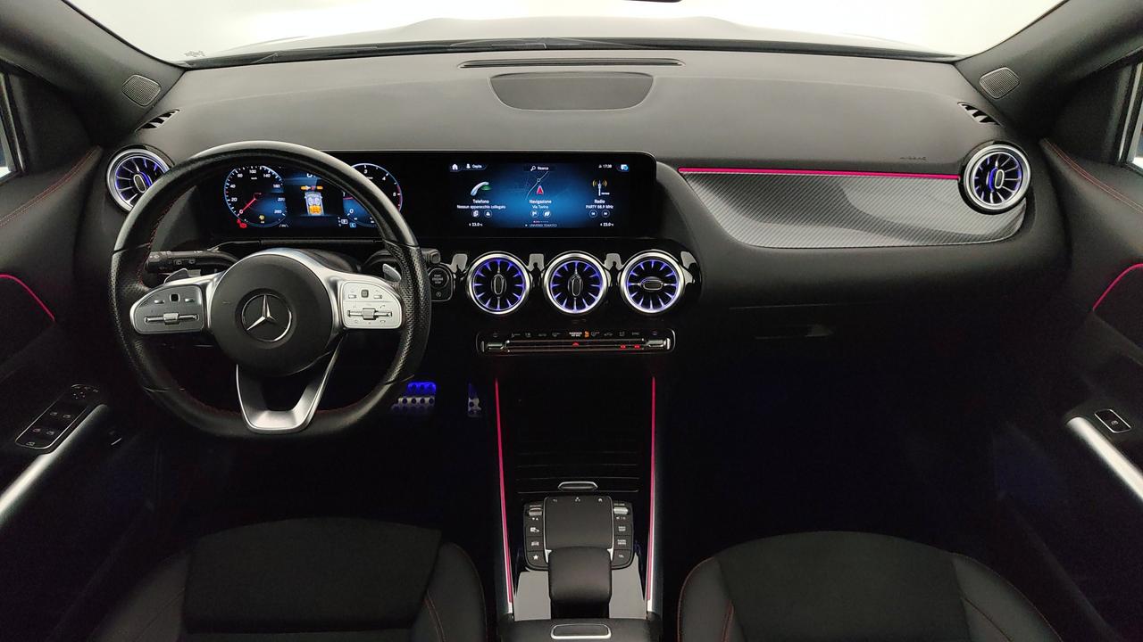 Mercedes-Benz GLA 180 d Premium auto