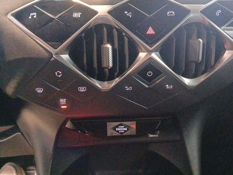 DS DS 3 Crossback PureTech 130 aut. Performance Line