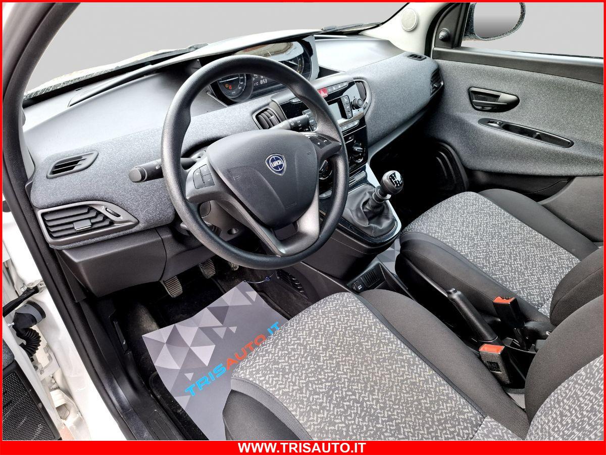 LANCIA Ypsilon 1.0 Hybrid Silver NEOPATENTATI