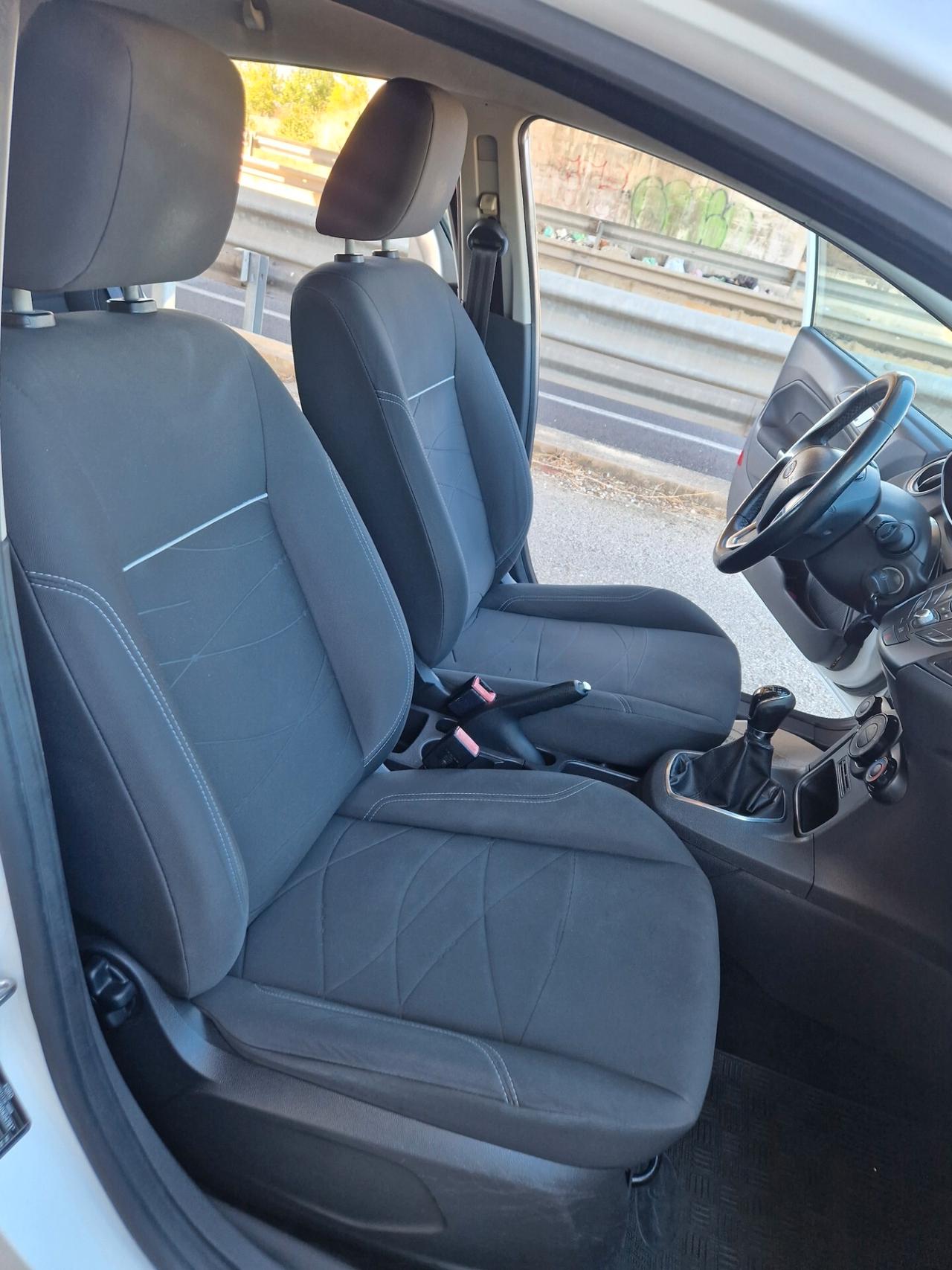 Ford Fiesta 1.0 80CV 5 porte Titanium