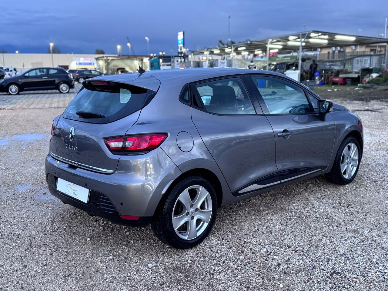 Renault Clio 1.2 75CV 5 porte intens