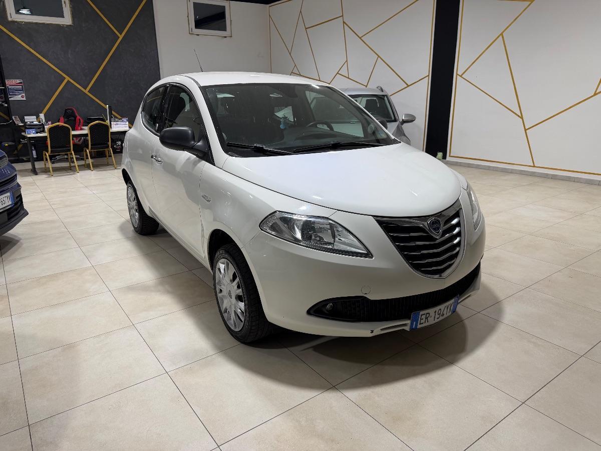 LANCIA - Ypsilon - 0.9 T.Air 80 CV 5p. Met.Ec. Pla.