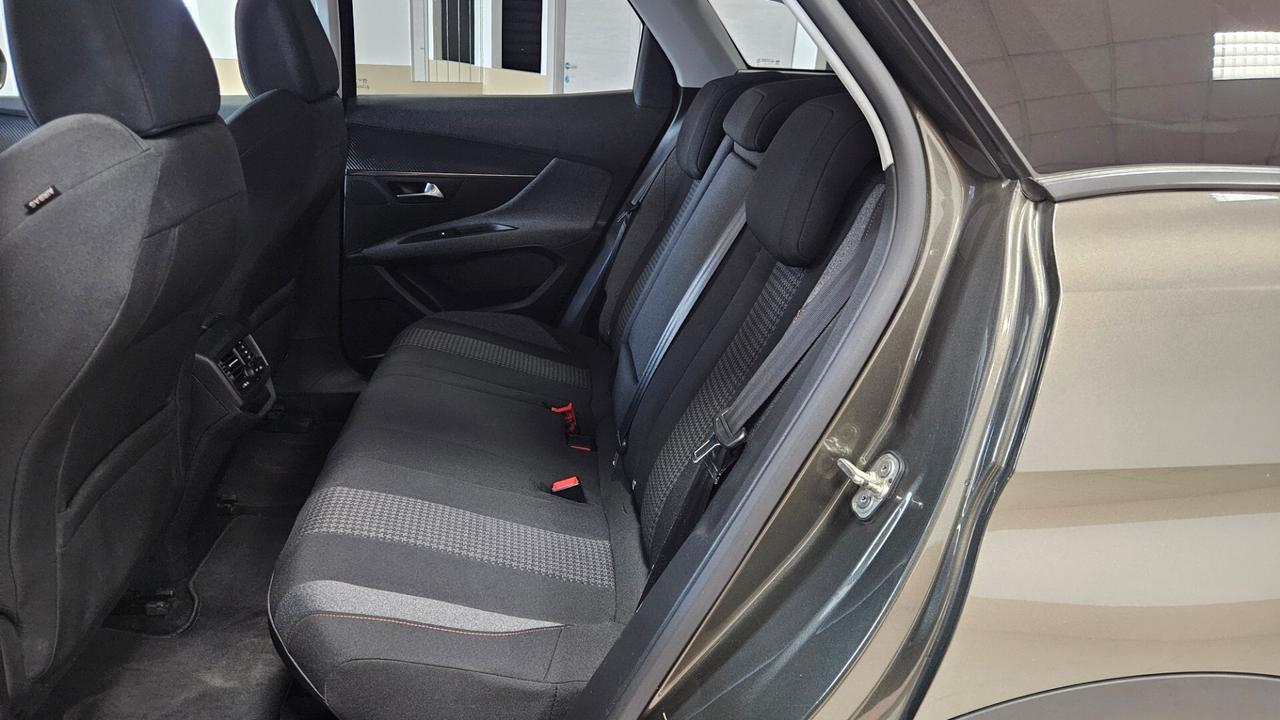 Peugeot 3008 BlueHDi 130 S&S Allure