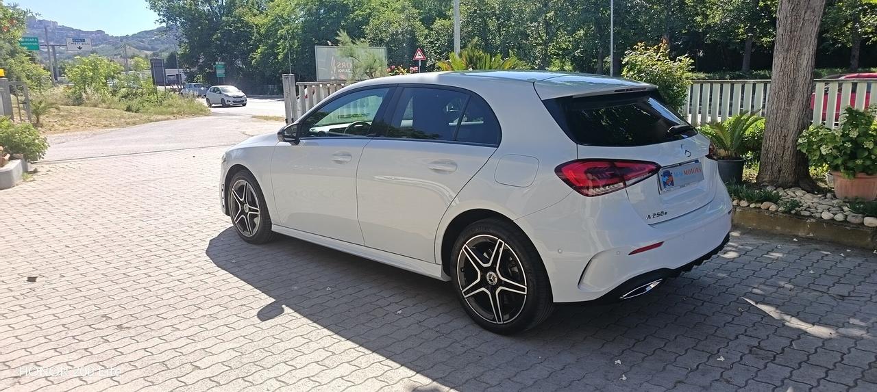 Mercedes A 250 (e EQ-POWER) AMG 7G-DCT ProMMo