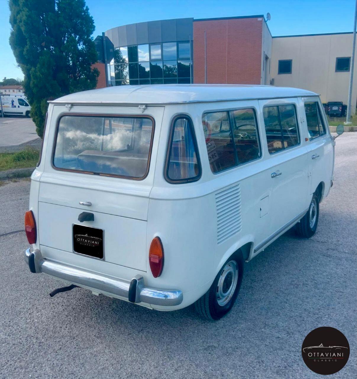 Fiat 850 Pulmino