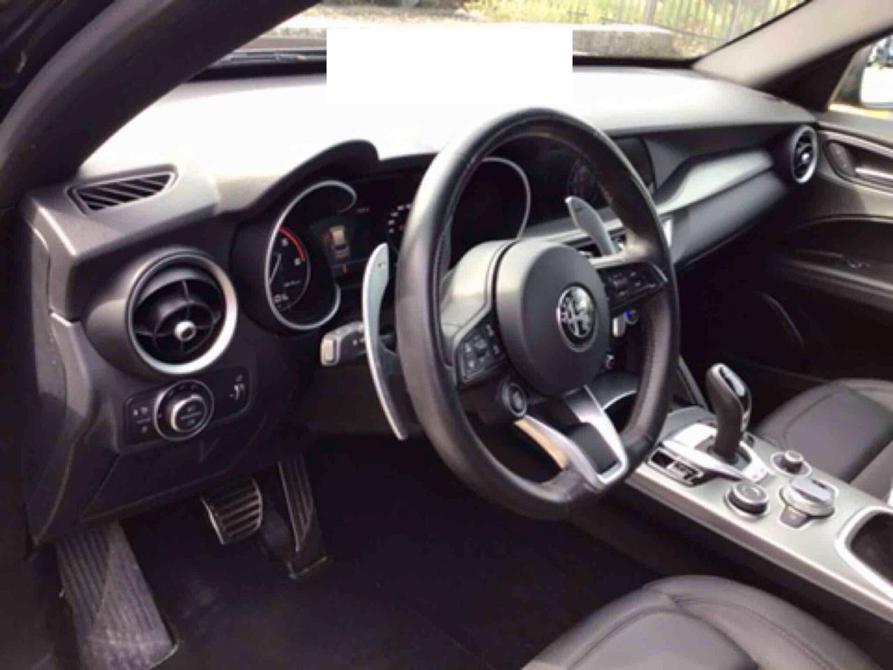 ALFA ROMEO STELVIO 2.2 TURBODIESEL 190CV AT8 Q4 SPRINT ( BIXENO - PADDLE AL VOLANTE - ACTIVE CRUISE - NAVI - MIRROR - PDC - TELECAMERA POST. - CERCHI 18 )