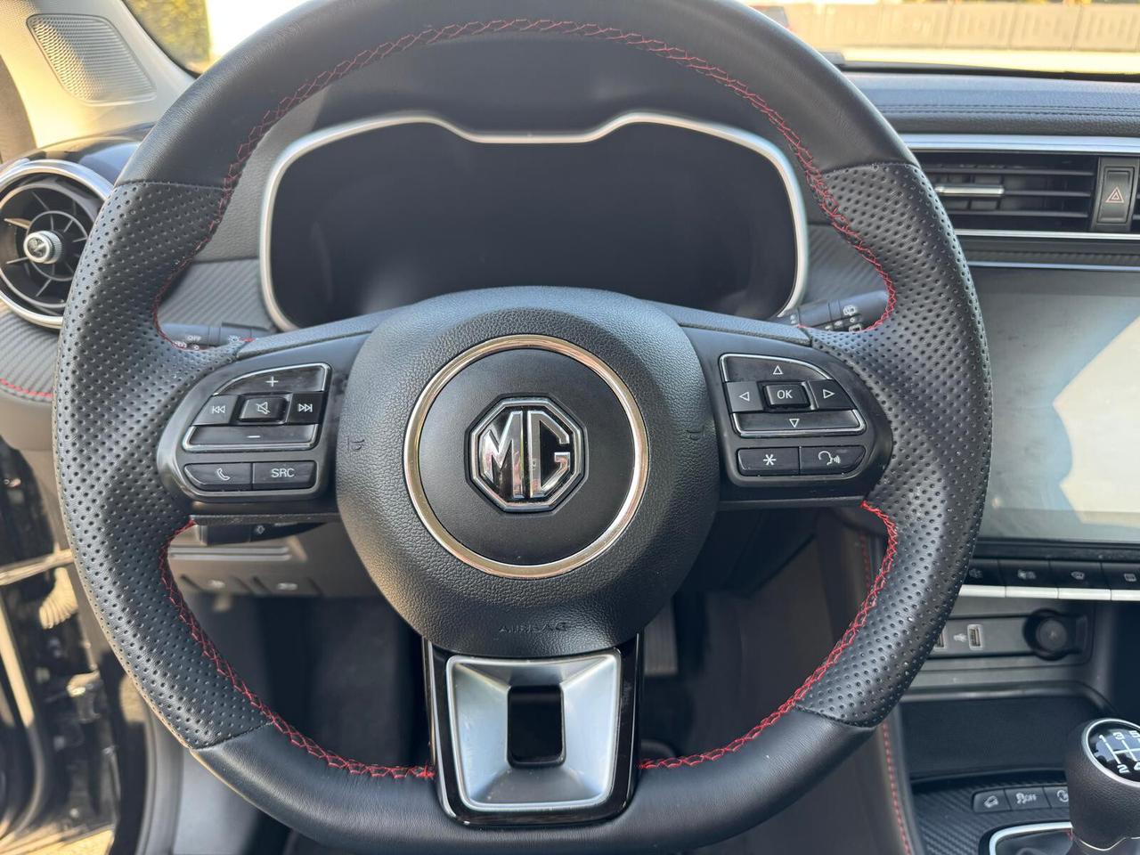 MG ZS 1.5 VTi-tech Luxury – 2023 – Perfetta