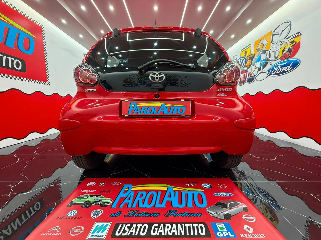 Toyota Aygo 1.0 68cv Connect - 2013