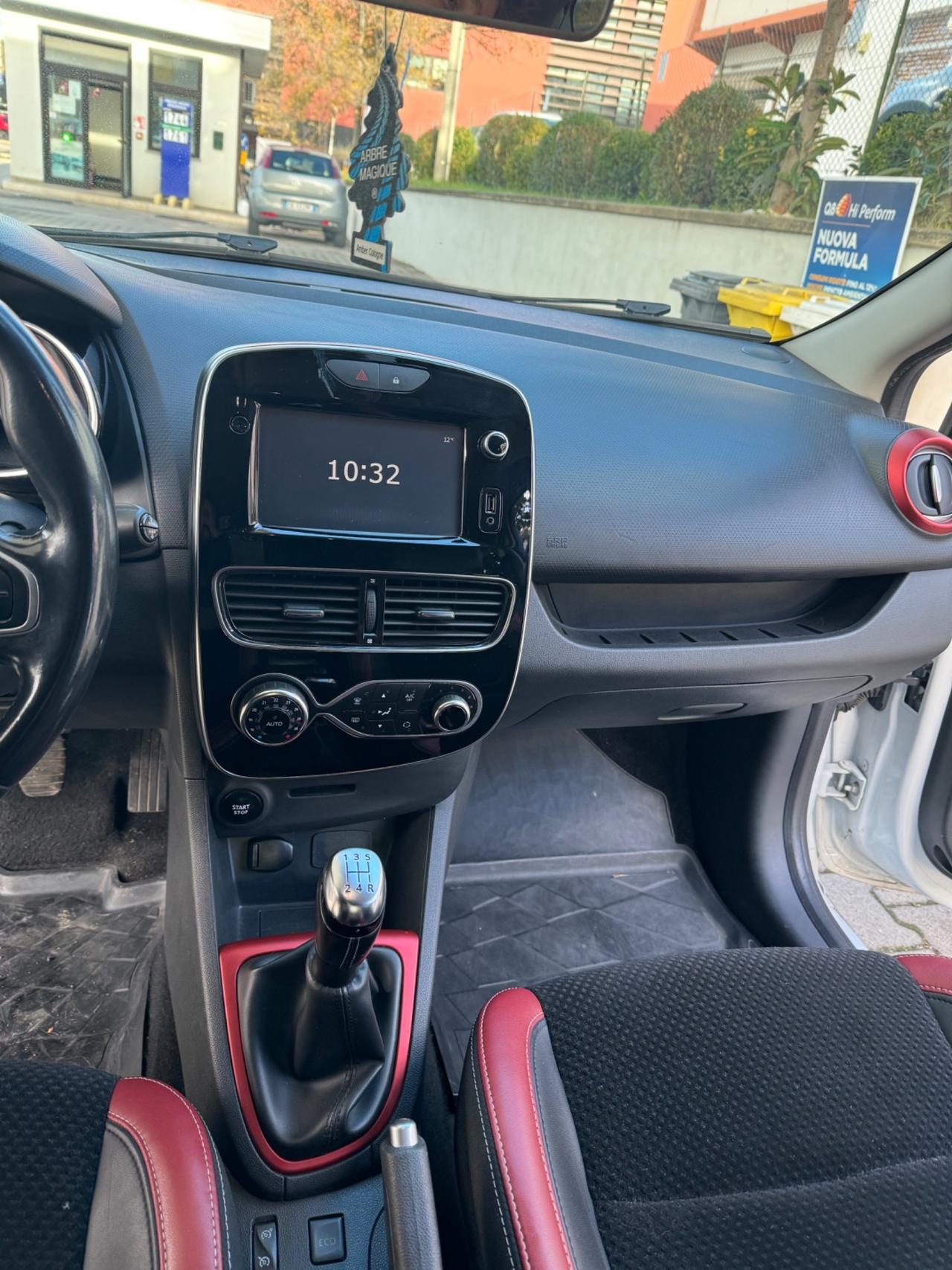 Renault Clio dCi 8V 90 CV NEOPATENTATI