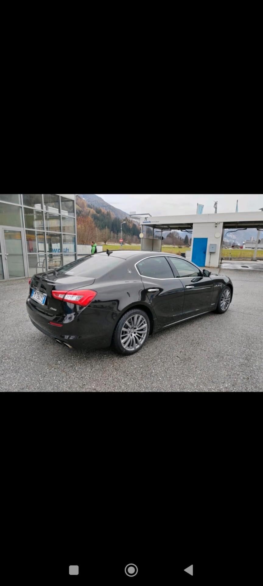 Maserati Ghibli V6 430 CV SQ4 Granlusso