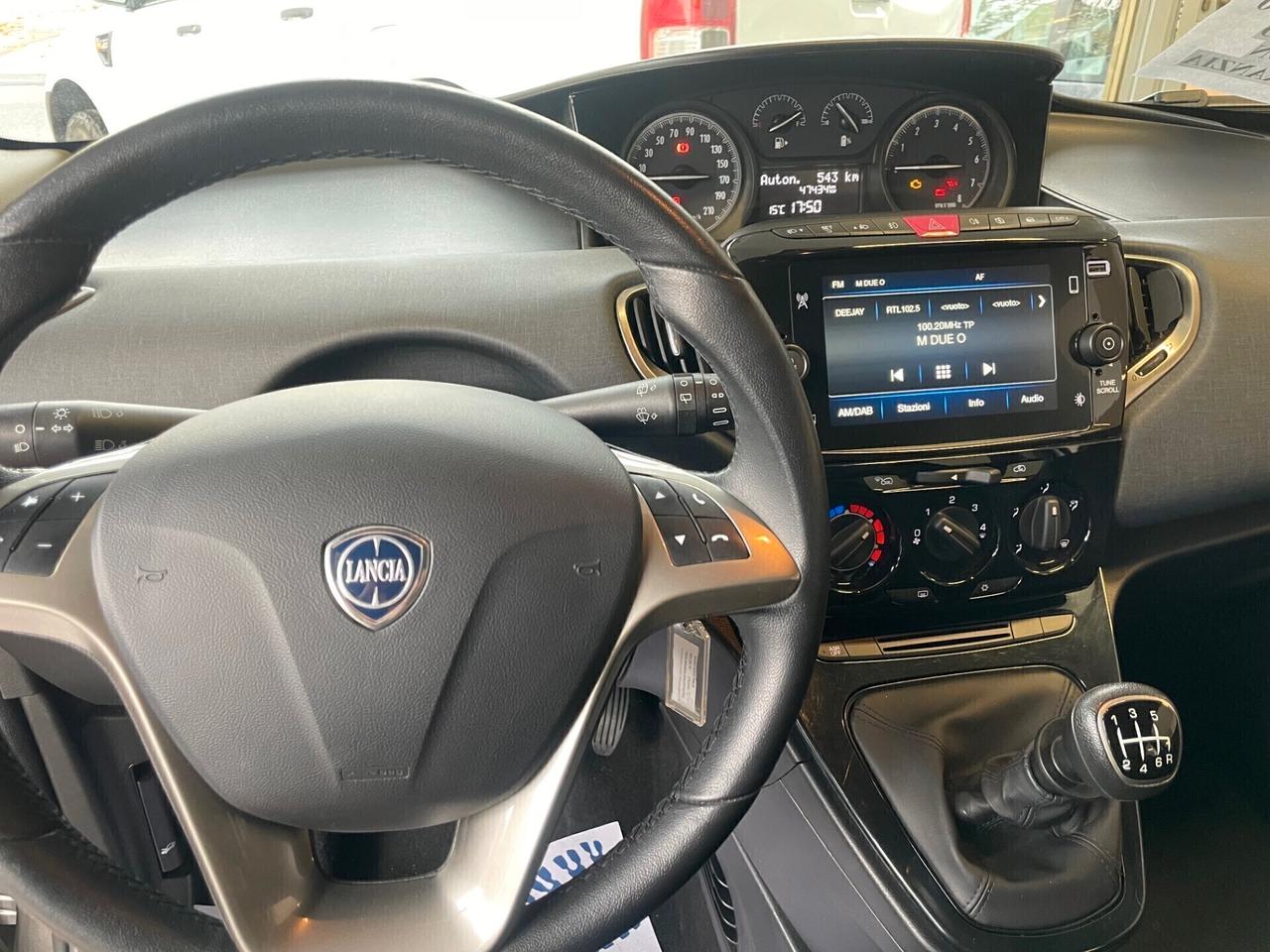 Lancia Ypsilon 1.0 FireFly 5 porte Hybrid Gold