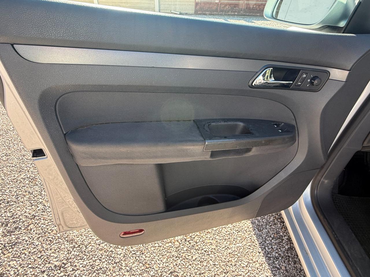 Volkswagen Touran 1.9 TDI 101CV