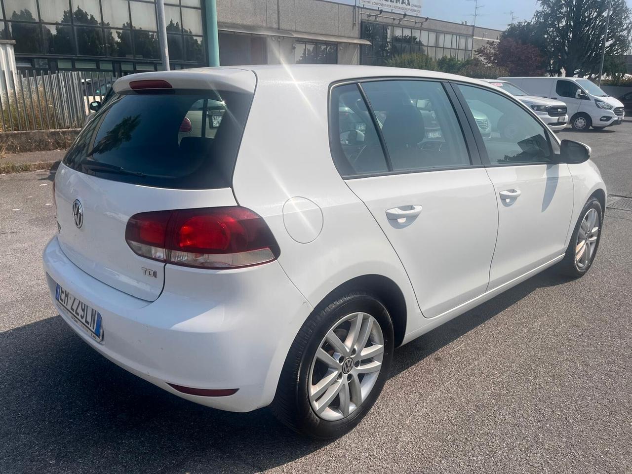 Volkswagen Golf 1.6 TDI DPF 5p.