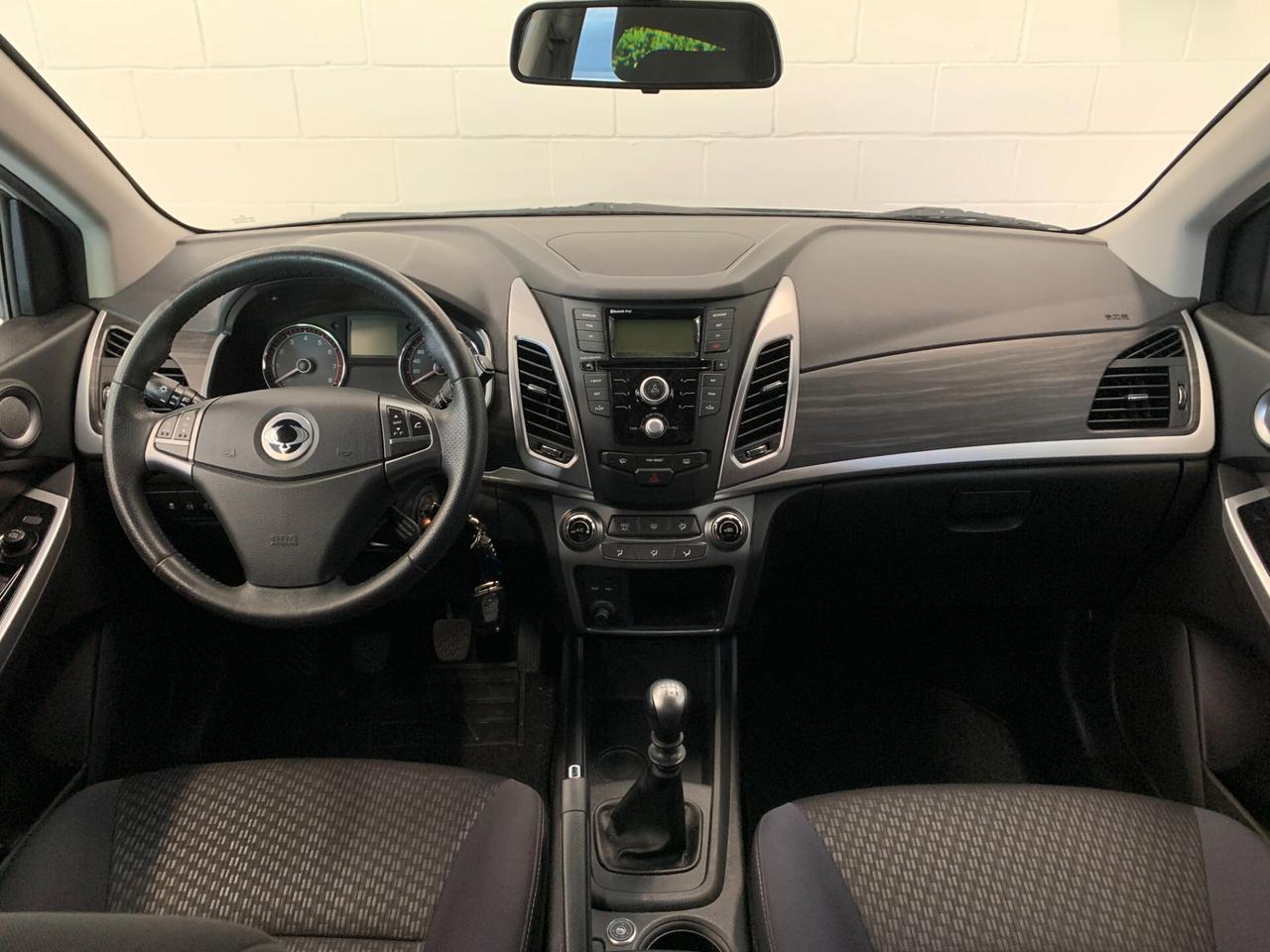 Ssangyong Korando 2.0 2WD MT GPL Limited