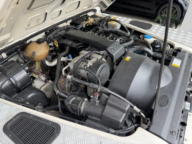 LAND ROVER Defender 110 2.4 TD4 Station Wagon S 7 Posti **bellissima**