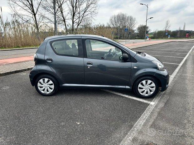 TOYOTA AYGO - 5 PORTE - PERFETTA PER NEOPATENTATI