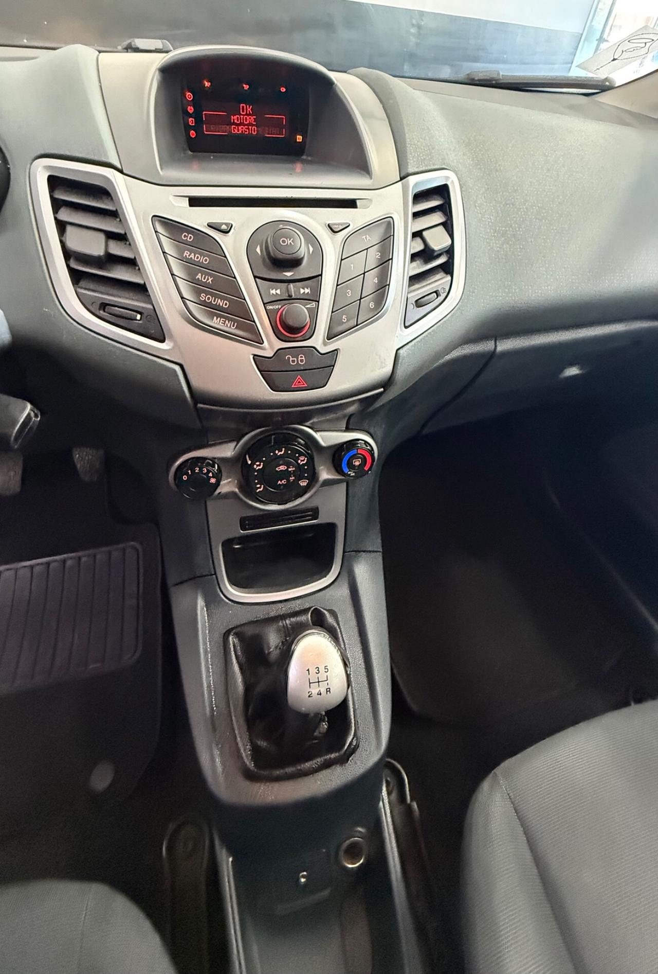 Ford Fiesta 1.4 TDCi 5p. Titanium