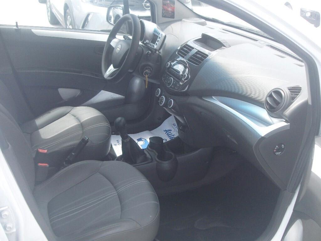 Chevrolet Spark 1.0 LT - 2013