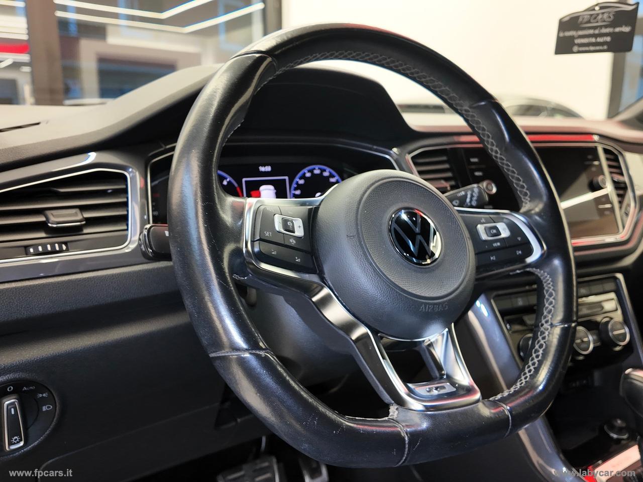 VOLKSWAGEN T-Roc 2.0 TDI SCR 150CV DSG 4MOT. R-Line