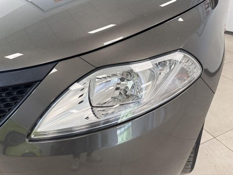 Lancia Ypsilon III 2015 1.0 firefly hybrid Silver s&s 70cv