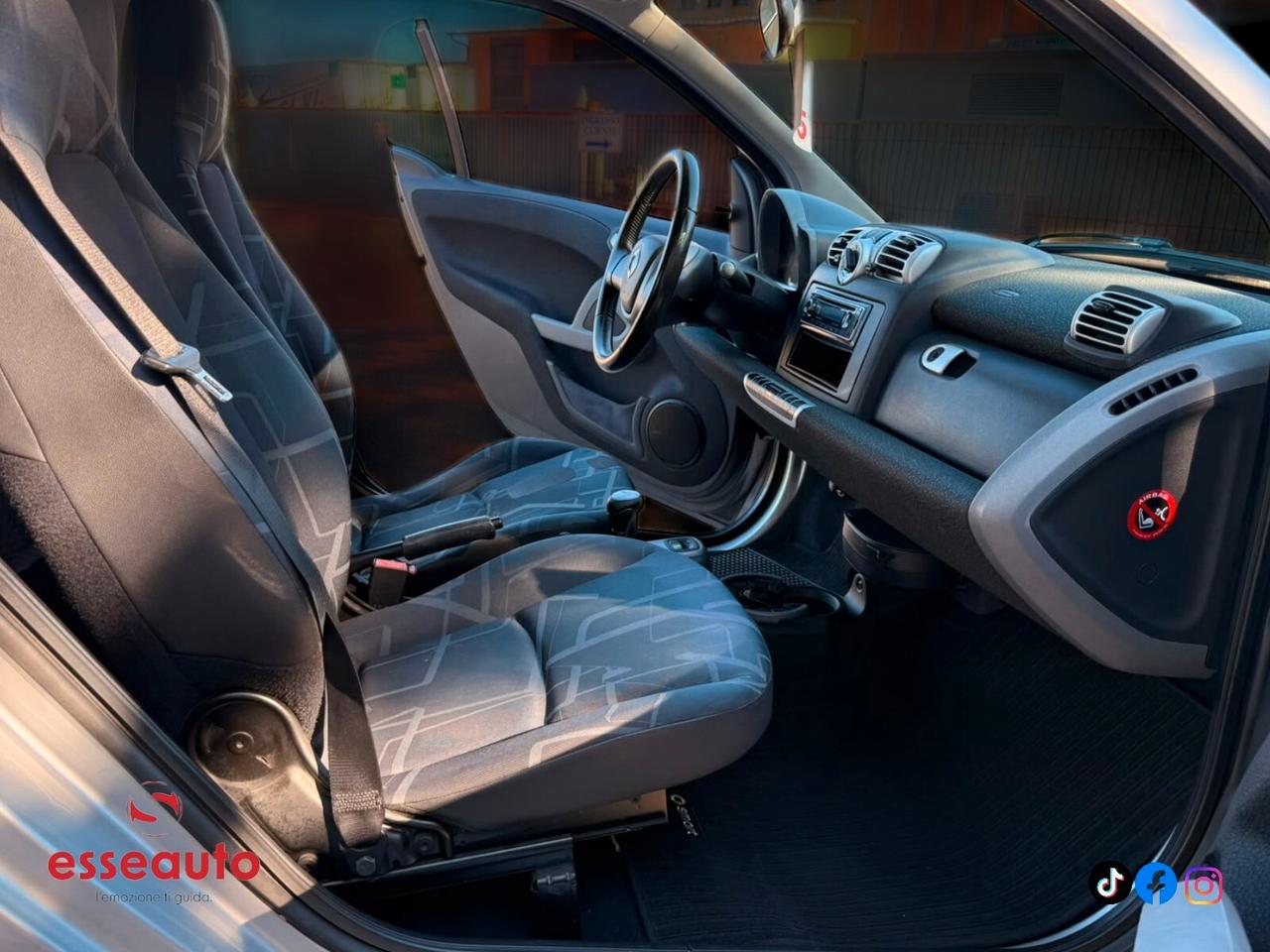 Smart ForTwo 1000 52 kW coupé passion