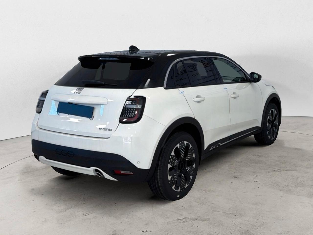 Fiat 600 Hybrid 110 CV DCT MHEV La Prima II BICOLORE