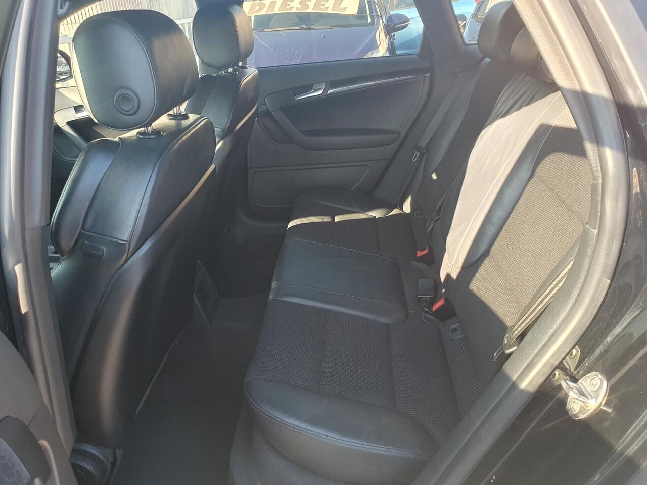 Audi A3 SPB 1.6 TDI 105 CV S-line Neopatent 2012